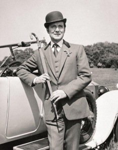sharp-suits-page-42-patrick-macnee-as-john-steed-1960s